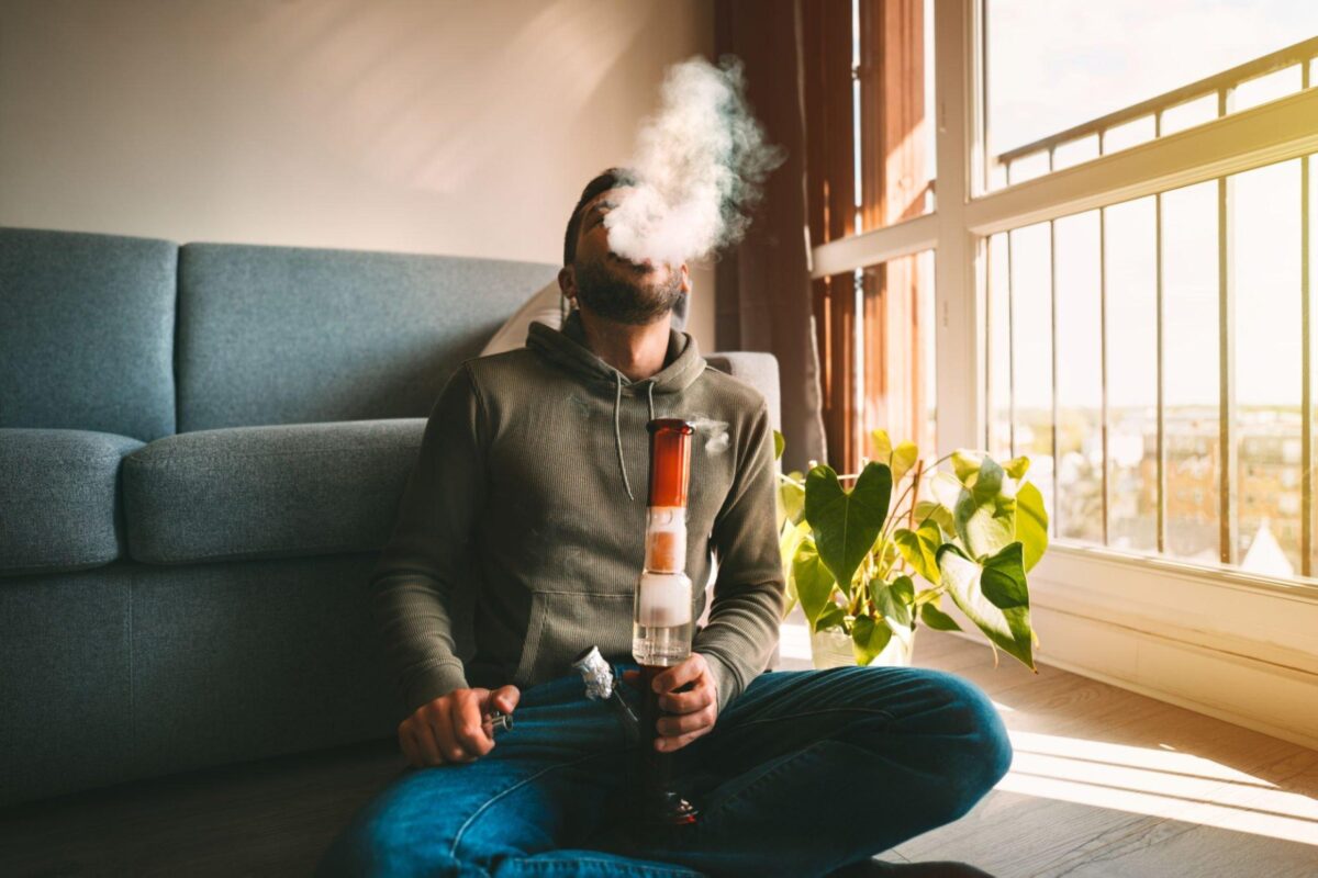 How To Get Rid of Cannabis Smell Quickly?