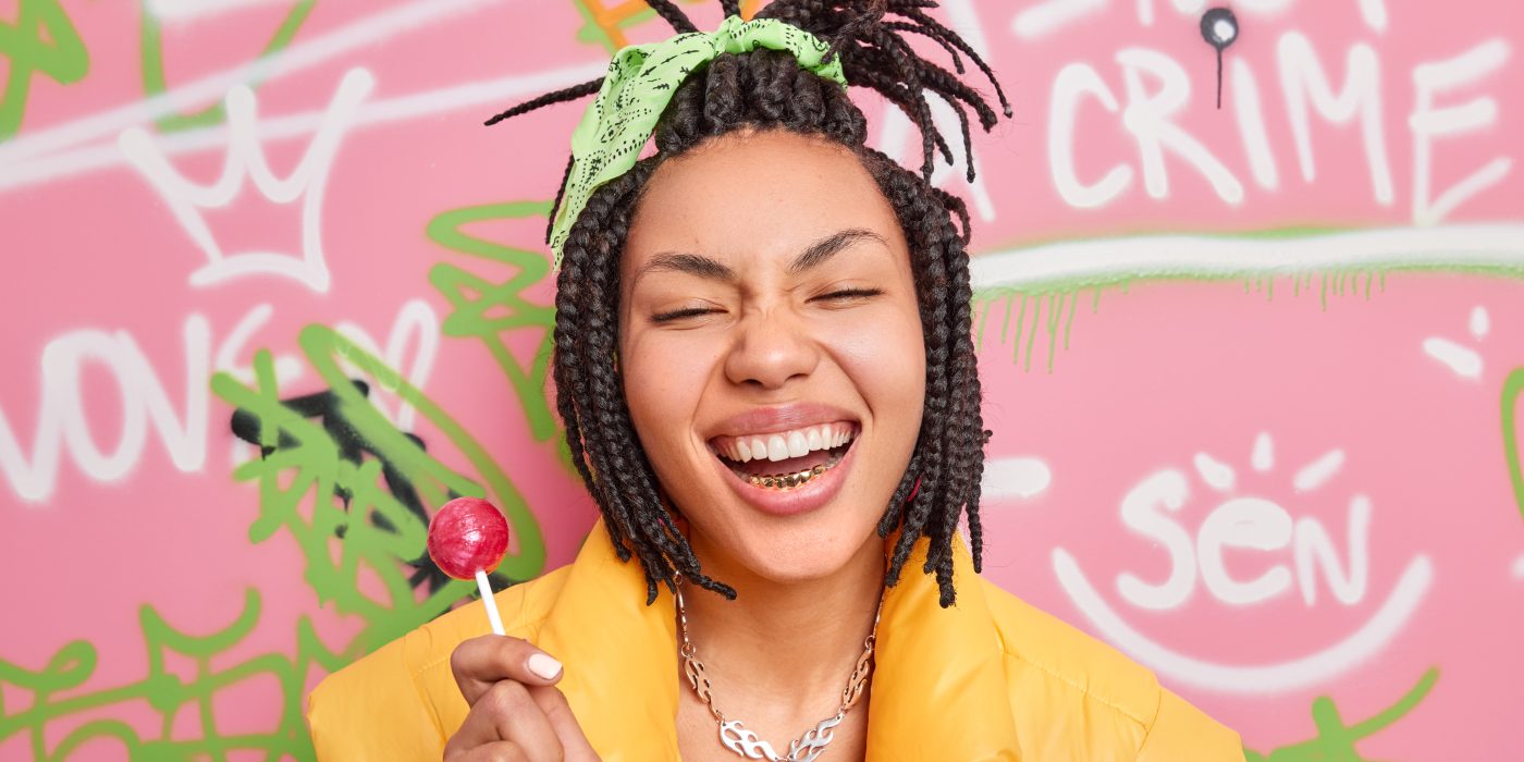 Best-Giggly-Weed-Strains-for-Fun-Highs-Top-Picks-scaled.