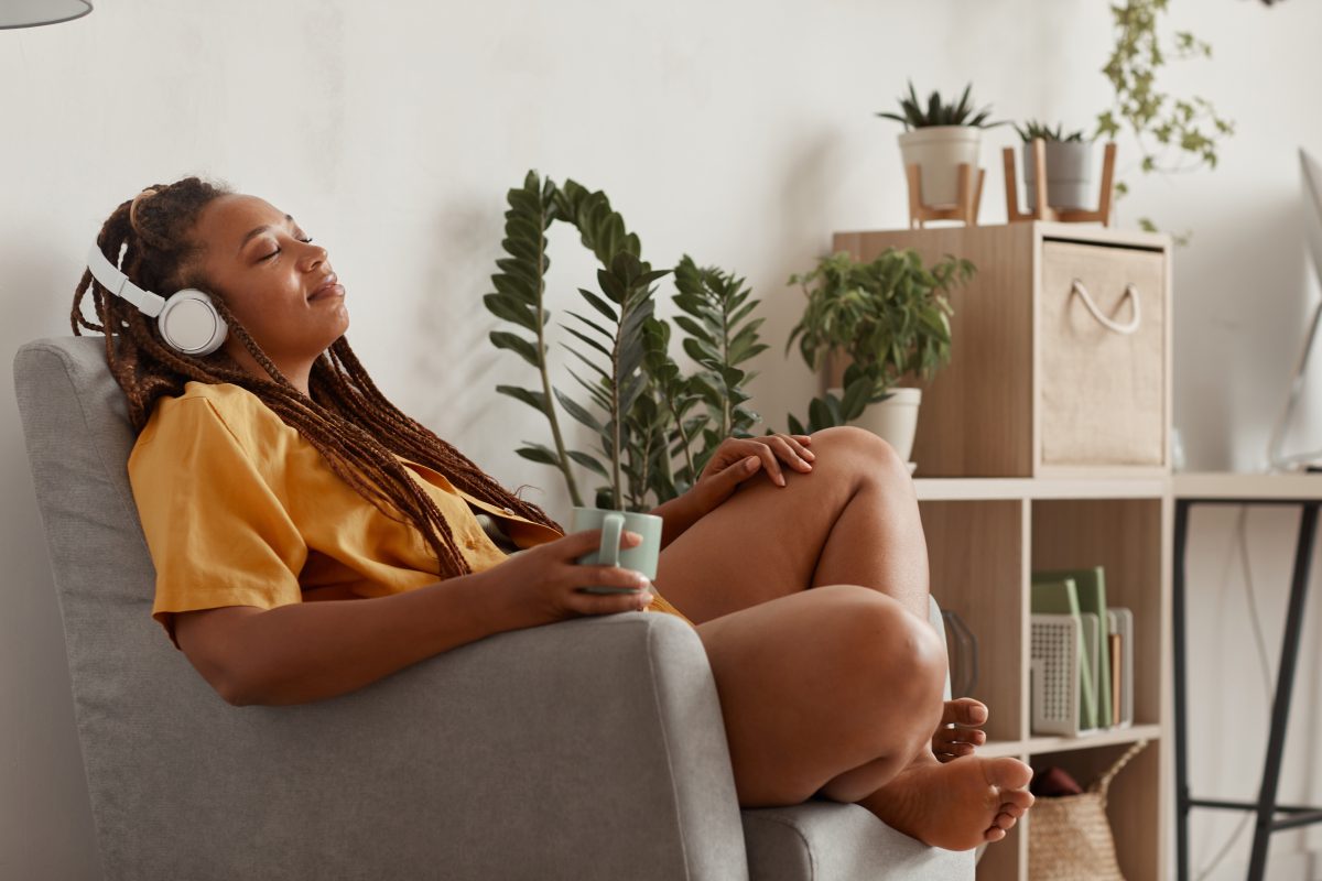 Best Indica Cannabis Strains for Relaxation in 2025