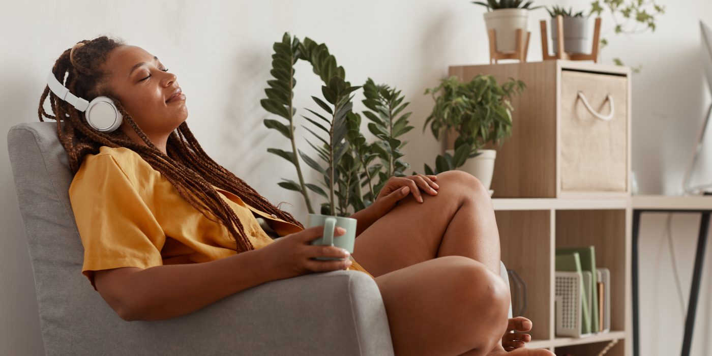 Best Indica Cannabis Strains for Relaxation in 2025
