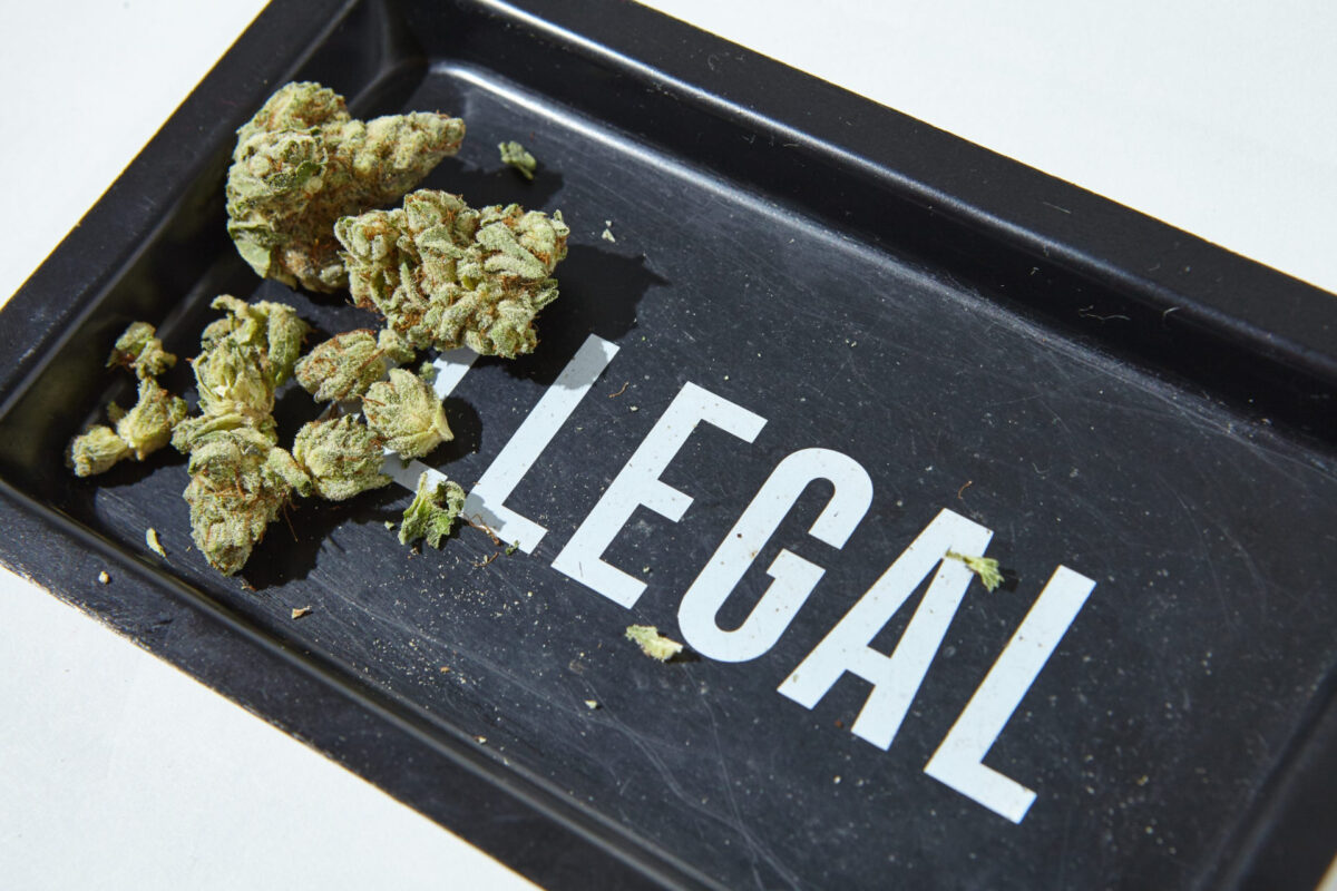 Medical marijuana in Oakland: How to get a card and more
